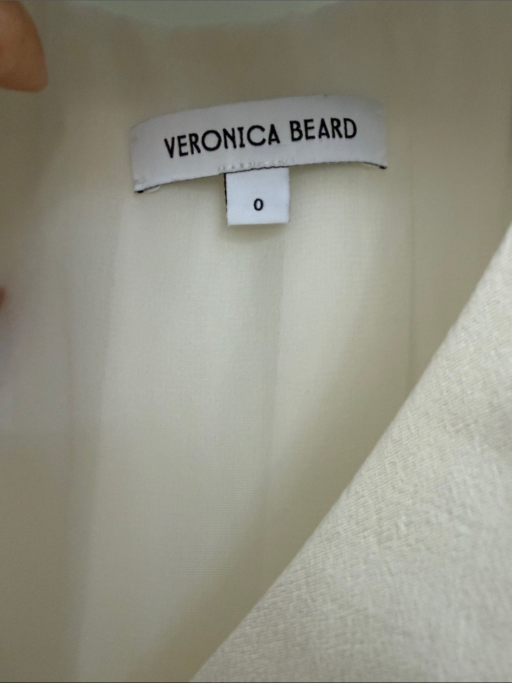 Veronica Beard Ivory V-Neck Sleeveless Top - Picture 2 of 2